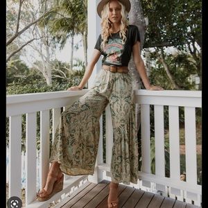 Size swap Spell Aurora pants